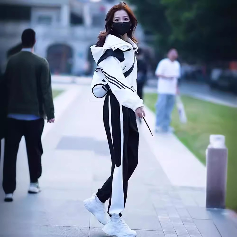 运动套装春秋成套搭配女装减龄时尚网红炸街针织阔腿裤两件套2021新款