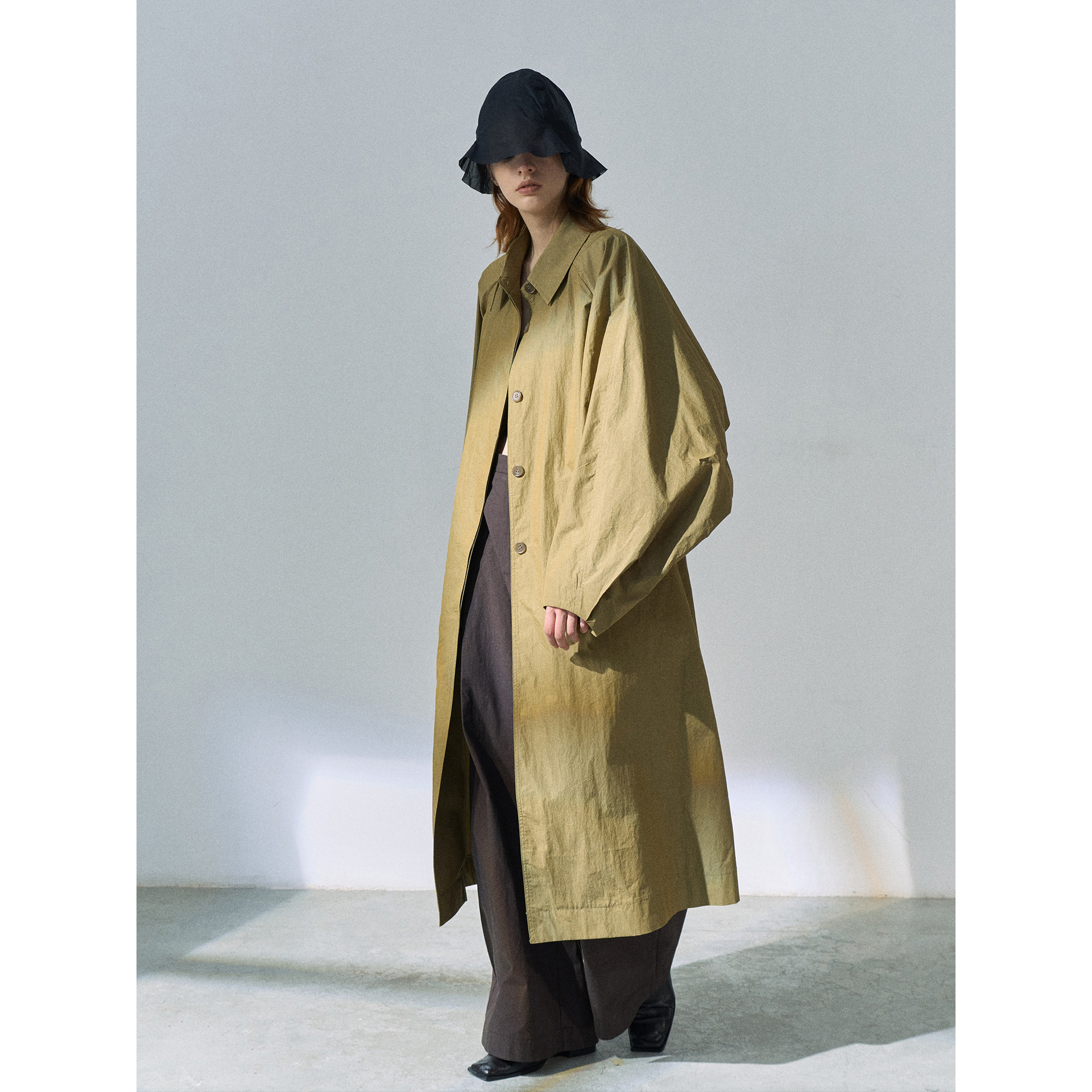 [共线]colne2024春季雾面感棉锦假两件暗门襟插肩袖风衣外套c4050