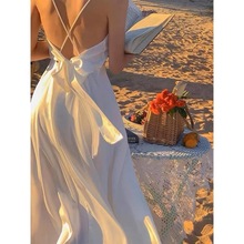 法式白色吊带连衣裙夏季女装小个子新品感气质海边度假沙滩长裙子