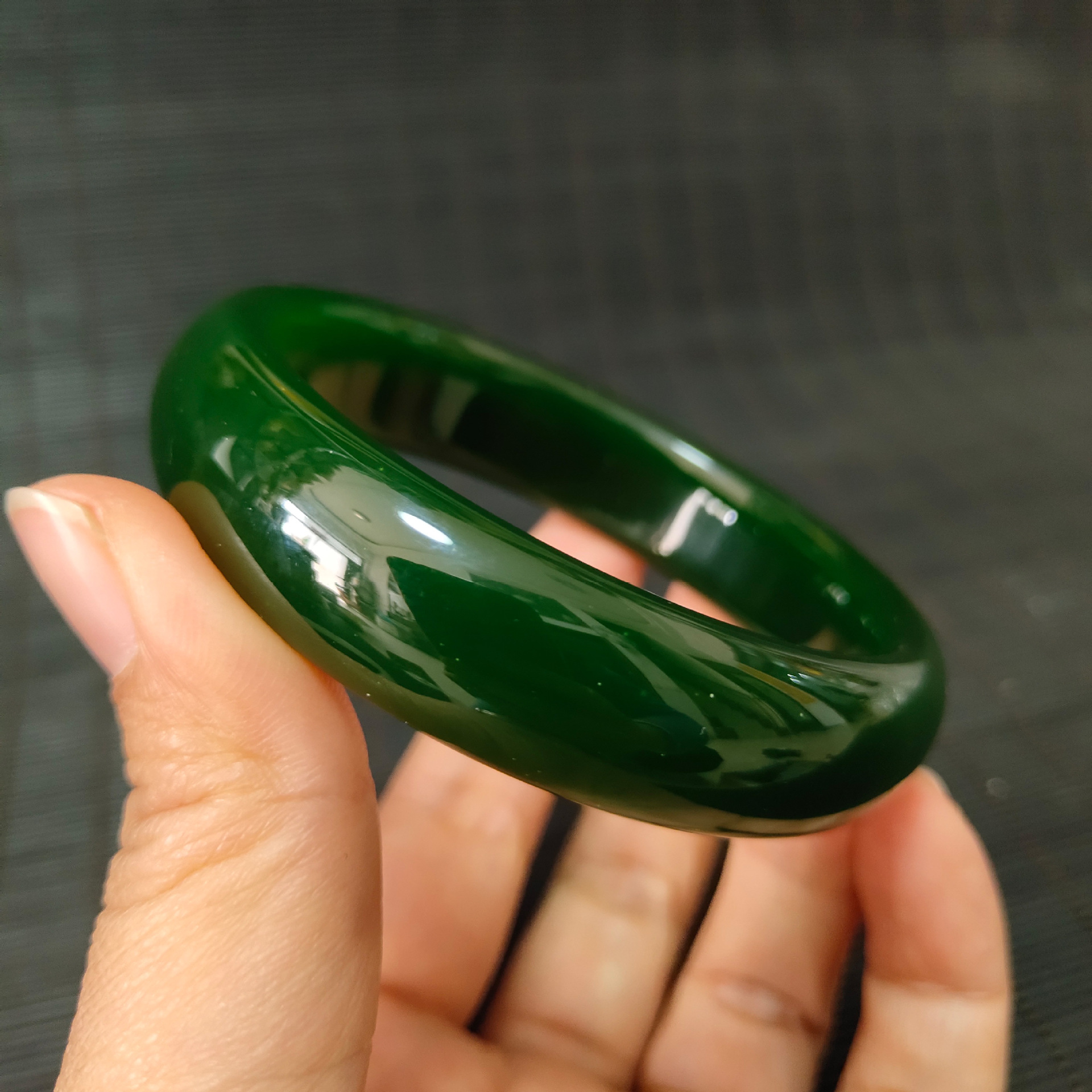 批发外蒙料手镯高仿碧玉菠菜绿白玉镯子摔不烂女士手环首饰工艺品