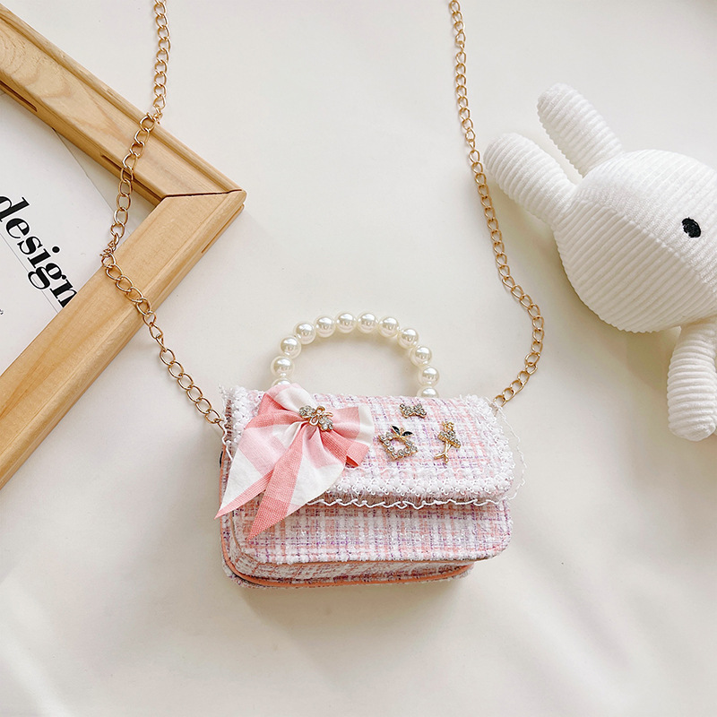 Children's Bag 2023 Pearl Handbag Autumn and Winter Western Style Small Square Bag Fashion Cute Girl Decorative Bag Messenger Bag