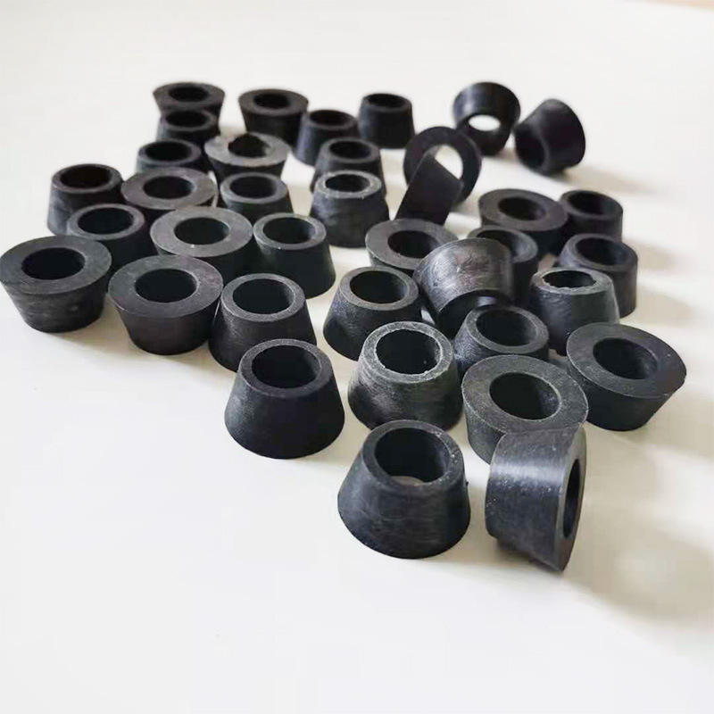 批发零售螺杆止水垫 工程建筑用塑料皮带螺栓胶垫土工垫块止水垫