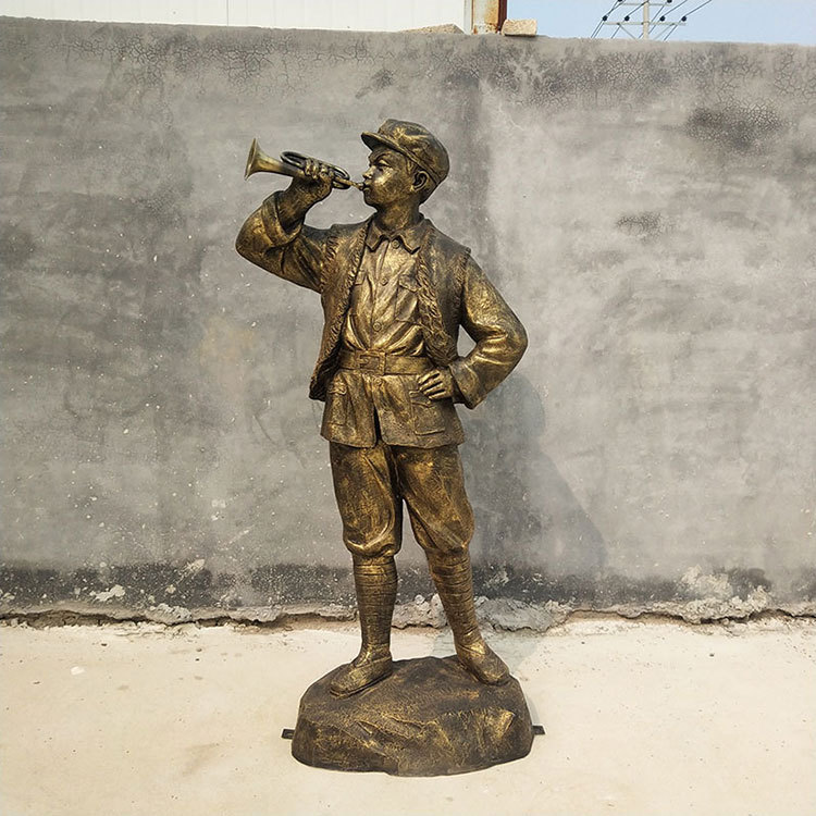 厂家吹冲锋号小八路军雕塑红军雕像人物革命纪念馆石膏等人大摆件