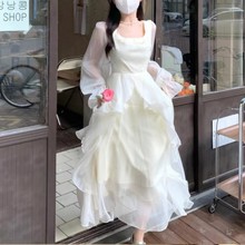 法式连衣裙2023春夏新款方领设计感小众仙气网纱长裙荷叶边仙女裙