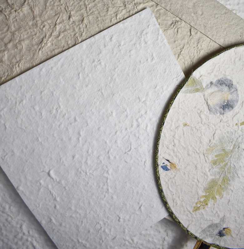 东巴纸手造纸凹凸纸背景纸灯笼灯罩纸工艺礼品纸毛边纸书皮纸