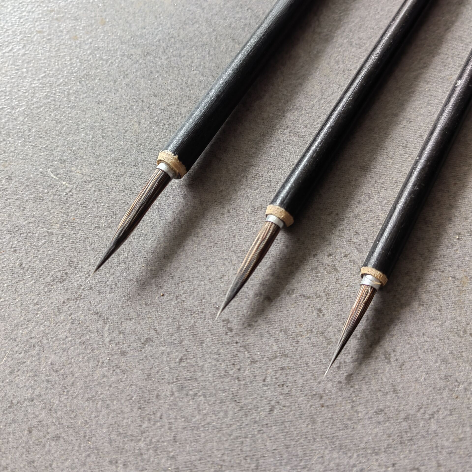 黑杆鼠须勾线笔狼笔叶筋小红毛花枝俏铜杆描笔狼大狼中狼小小金圭