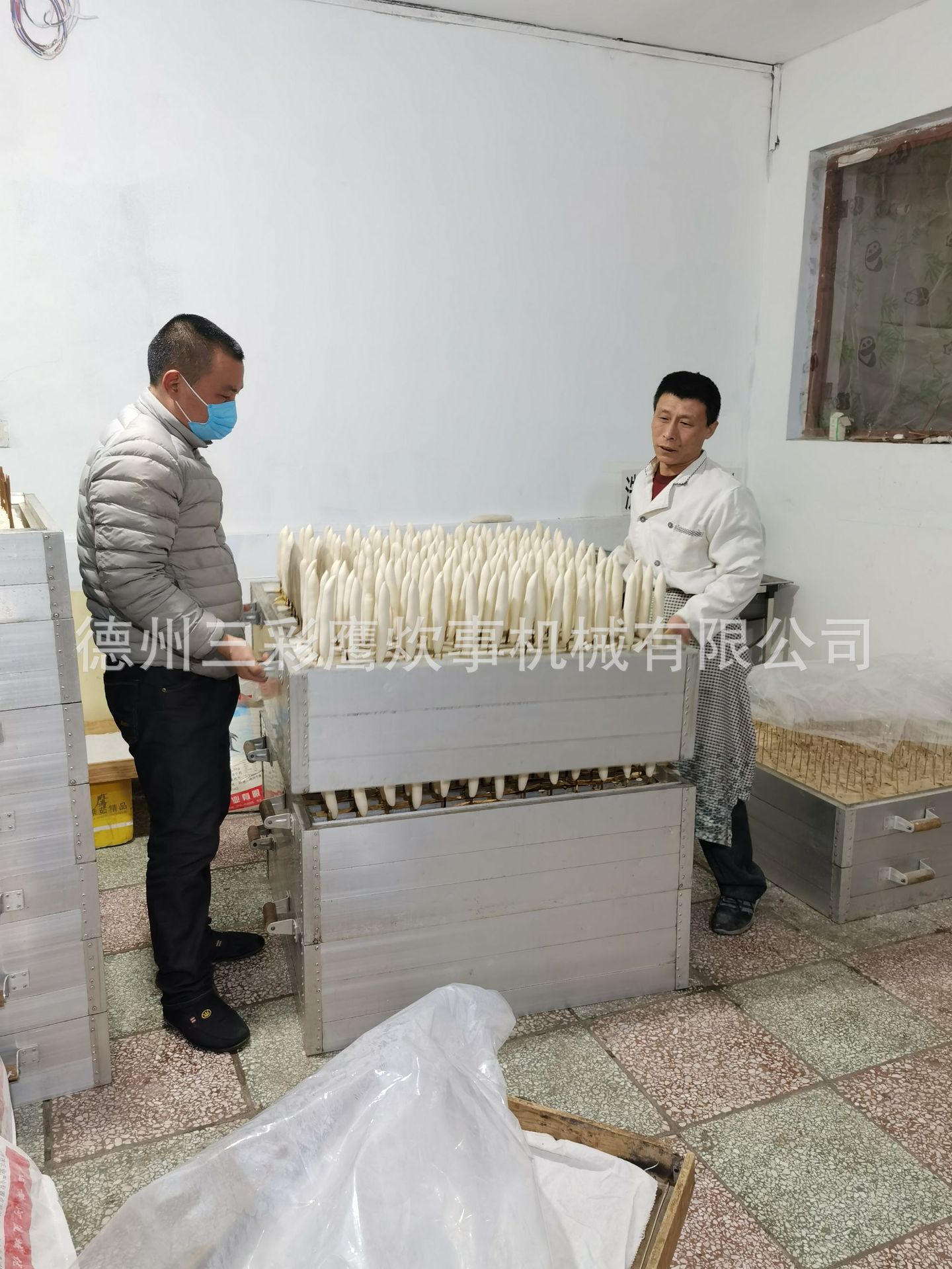 厂家直供全自动签子馒头机三彩鹰牌央视频道我爱发明竹签上的味道