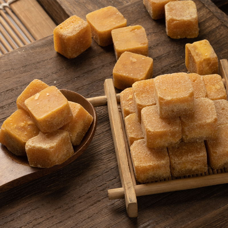 梨膏糖分销一件代发传统手工清凉散装糖瓶装网红零食批发厂家