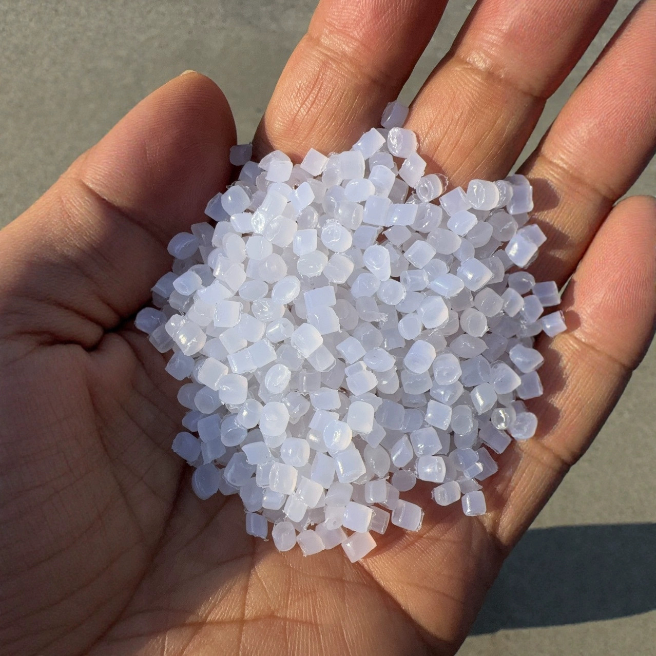 变色龙再生颗粒