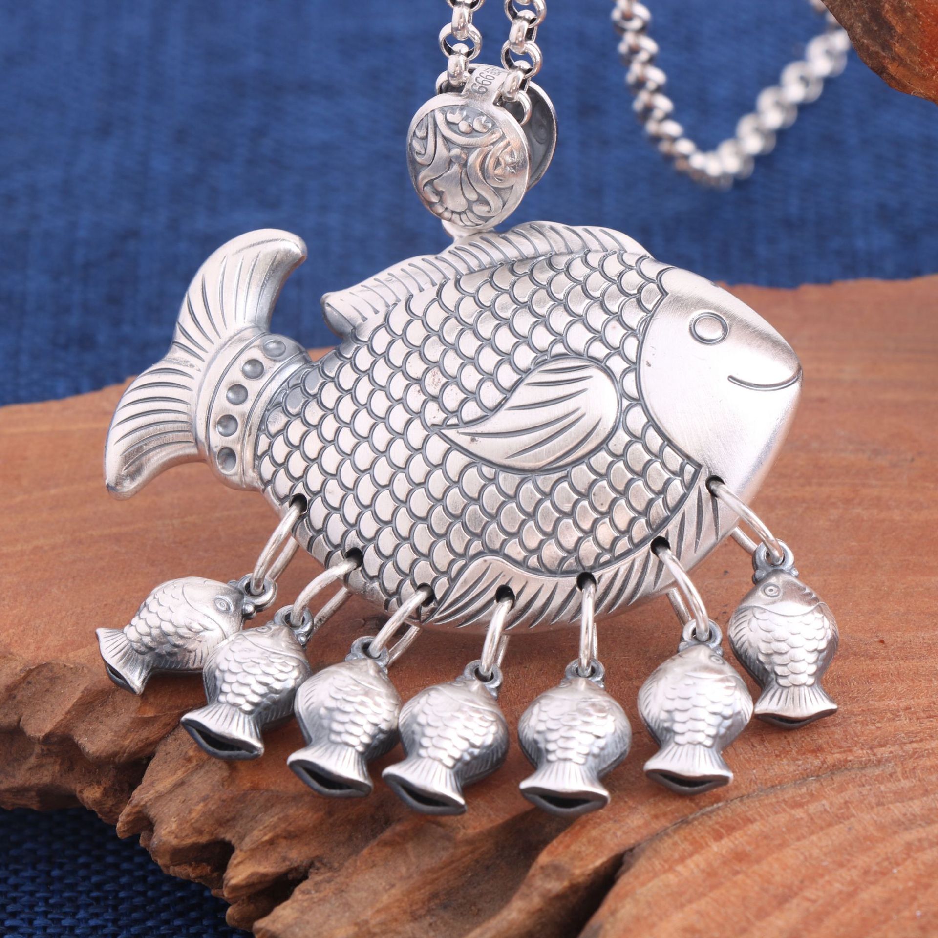 足银999双面年年有鱼鱼多多民族复古风简约时尚毛衣吊坠日常穿搭