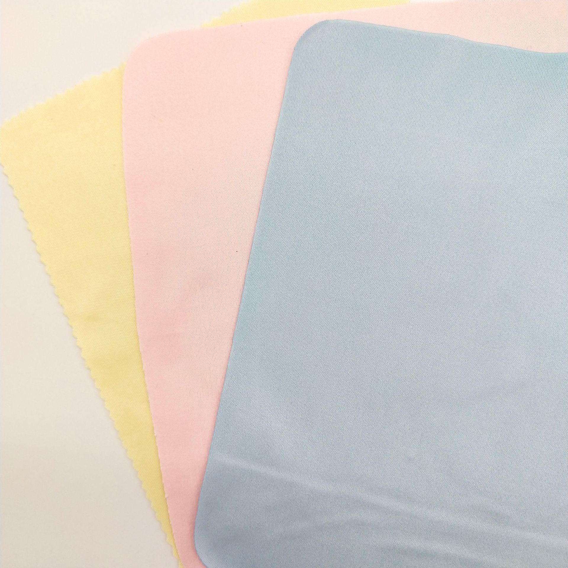 厂家批发定制海岛丝眼镜布 麂皮绒手机珠宝清洁布 四色仿皮眼镜布