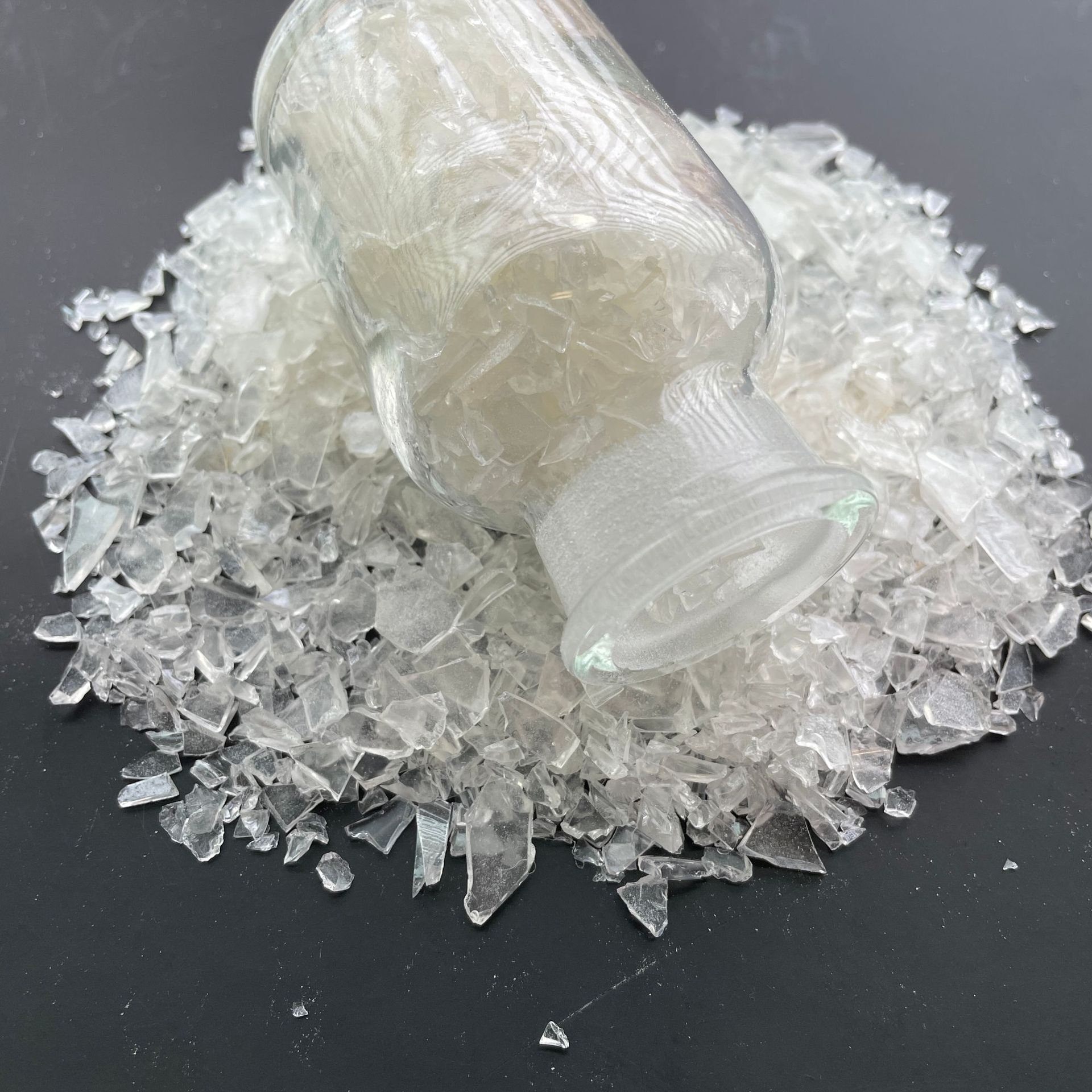 1bt 是一款tgic平面粉末涂料专用端羧基聚酯树脂-阿里巴巴