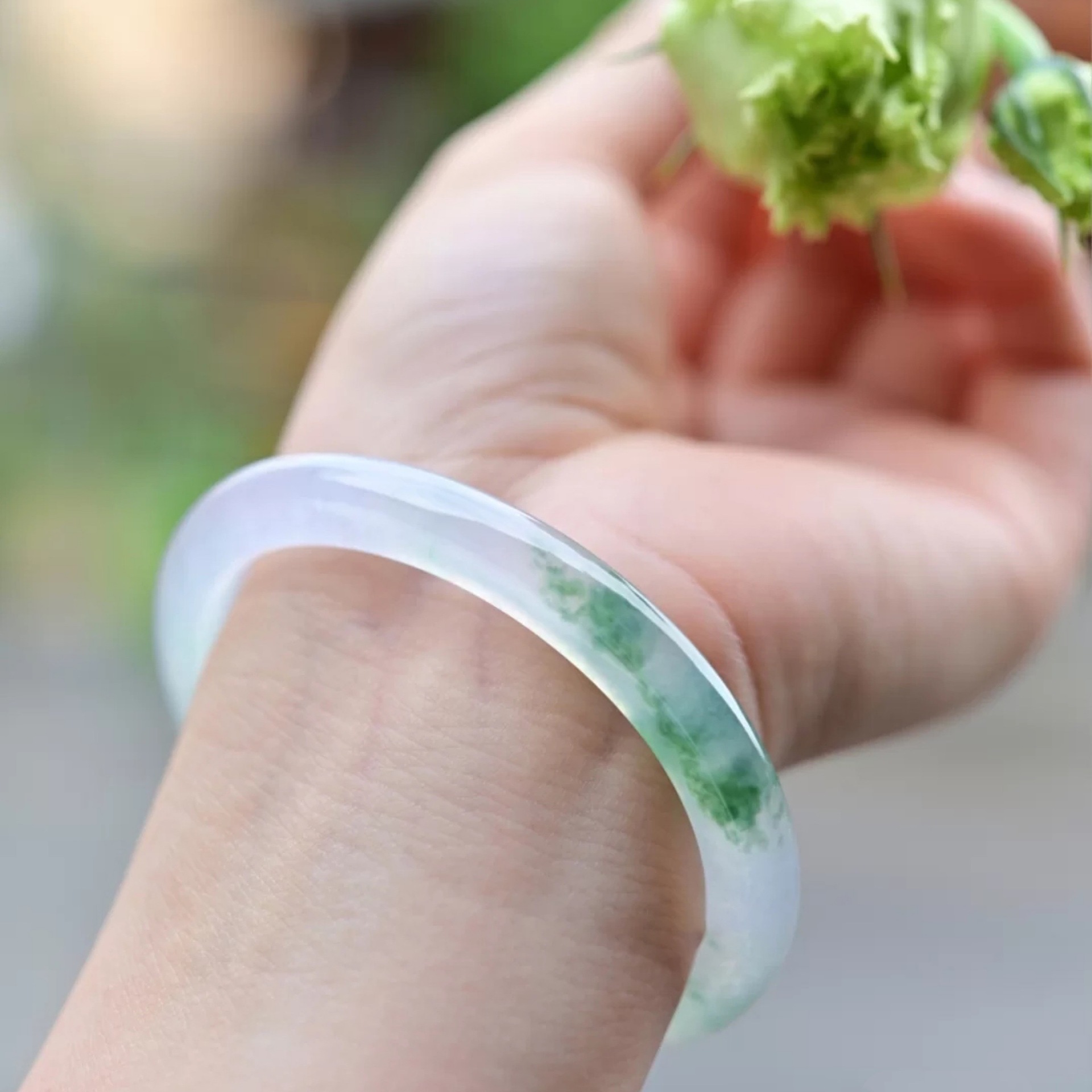 叮当镯玉手镯女款天然翡翠飘花冰种玉镯子年轻款一对细玉手镯