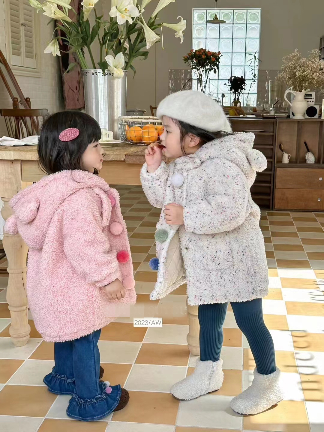 2023 Autumn and Winter Clothing New Baby Girl Fleece-lined Thickened Cartoon Hooded Furry Coat Korean Style Girl Thermal Cotton-Padded Clothes
