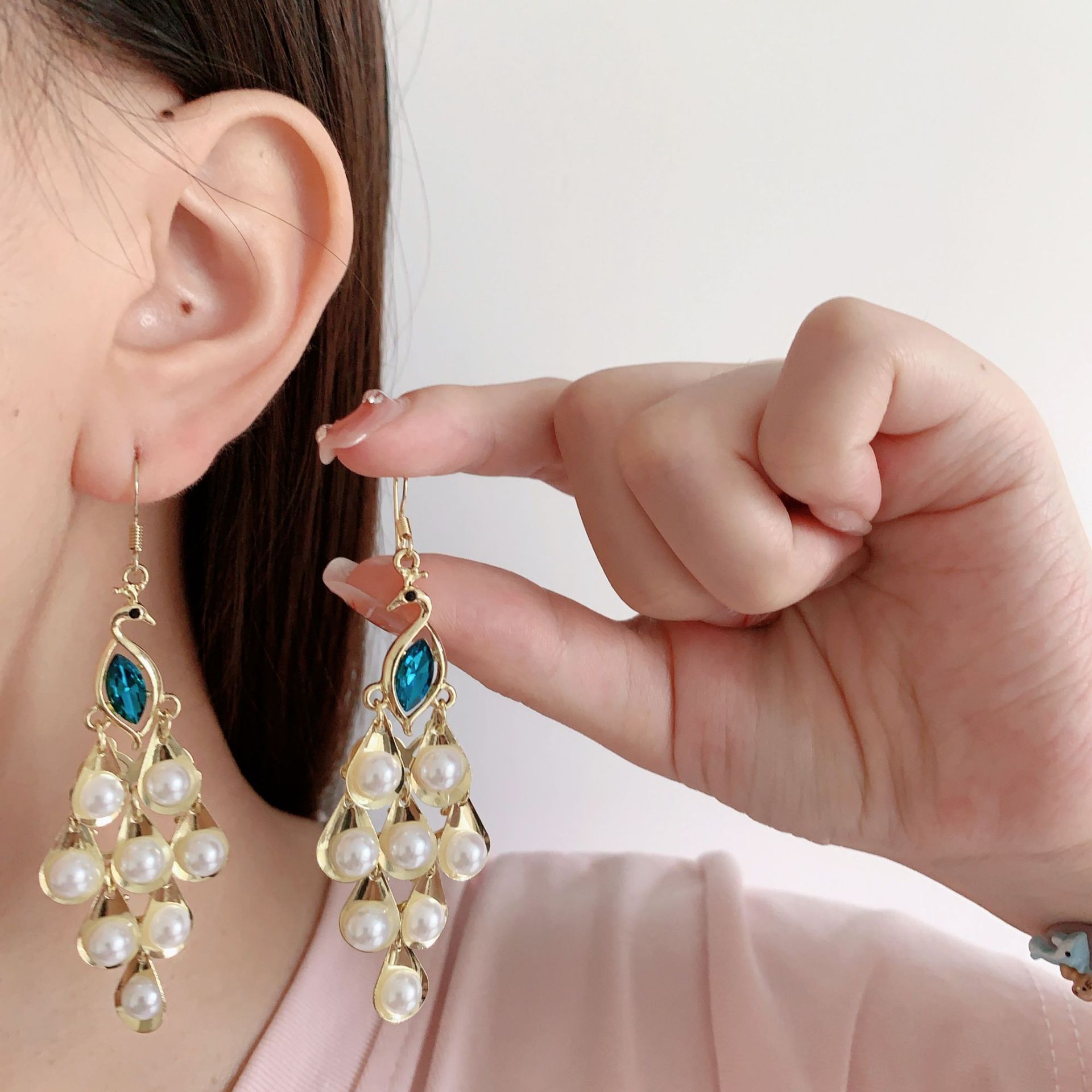 网红长款镶钻孔雀珍珠流苏耳环抖音直播同款奢华设计感耳坠耳饰品