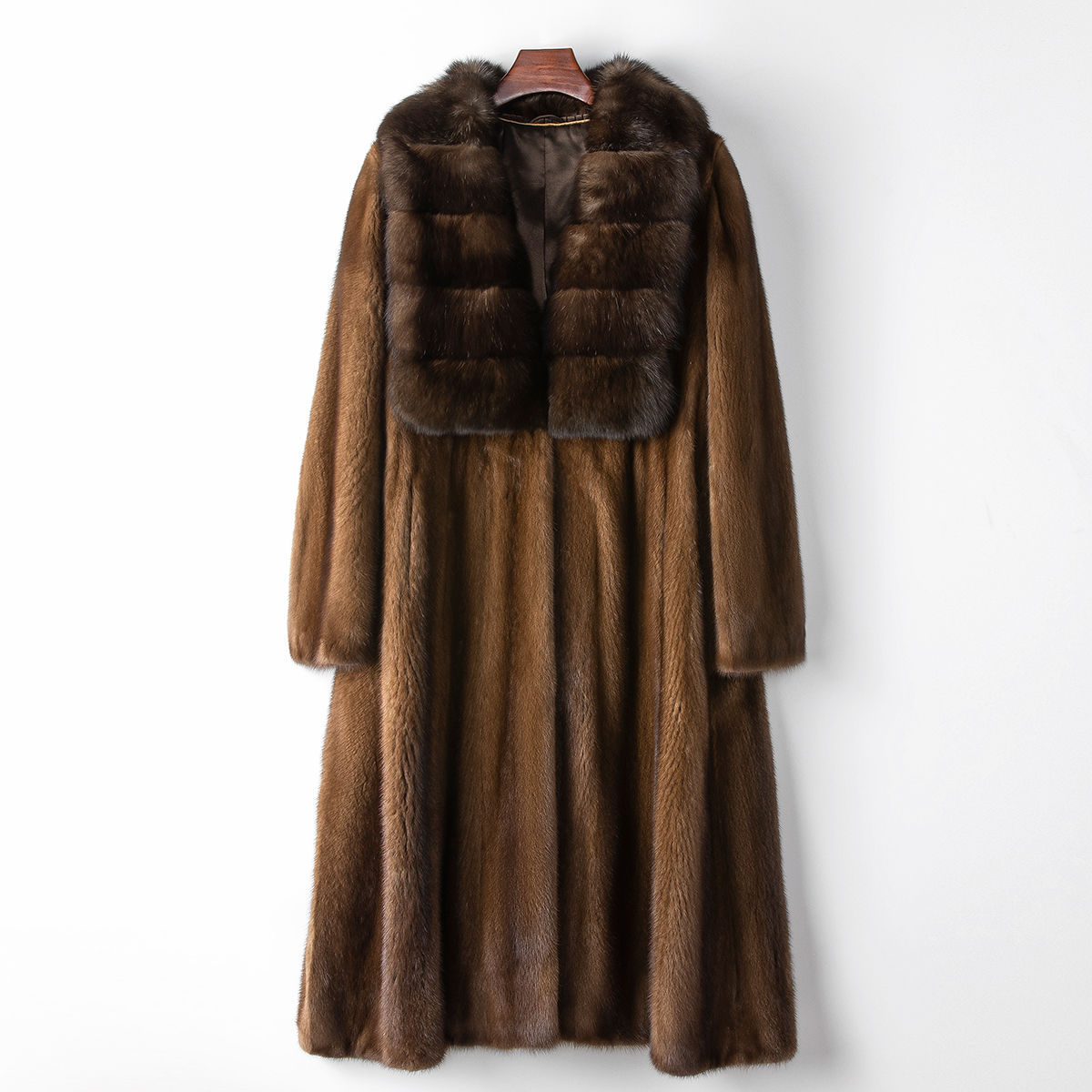 少量服饰春季海宁新款100水貂毛整貂裘皮大衣高端时尚皮草外套女