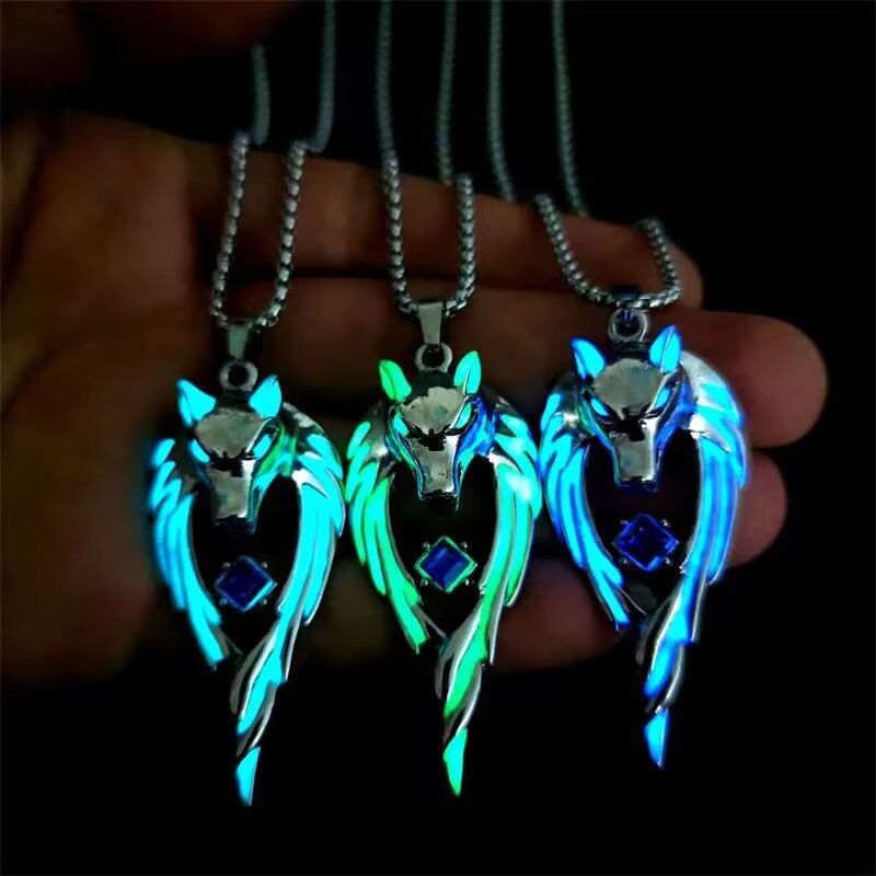 Domineering Wolf King Retro Hip Hop Street Necklace Men and Women Trendy Personality Luminous Wolf Totem North Border Wolf King Luminous Pendant