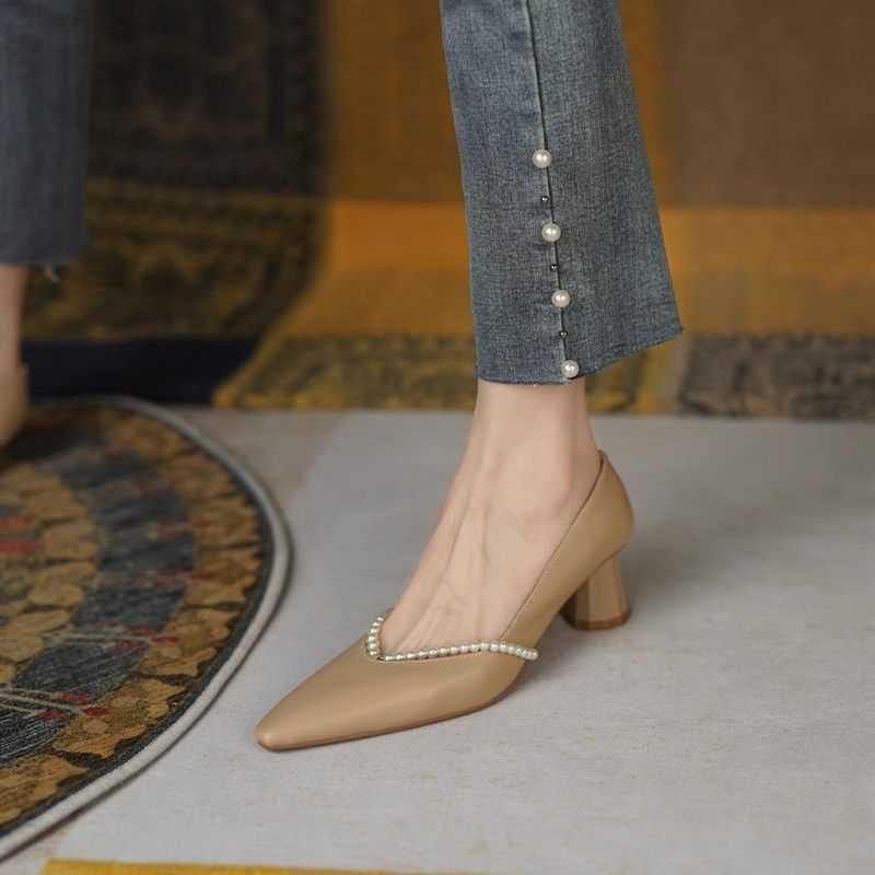 法式尖头高跟鞋女年新款夏季设计感小众粗跟真皮珍珠中跟单鞋