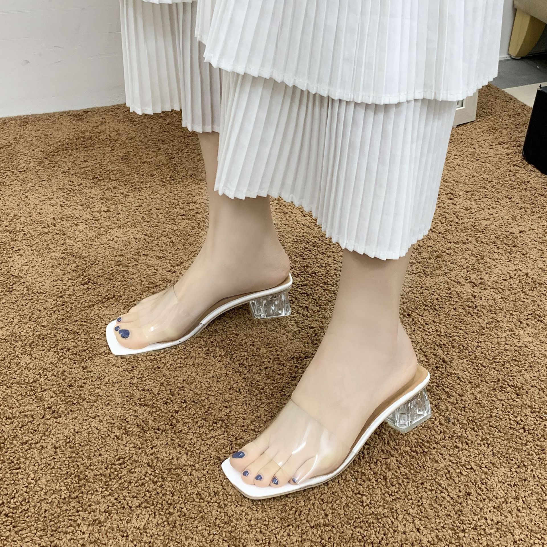 外贸大码透明拖鞋女2021夏新款露趾中跟凉拖鞋女网红时尚外穿