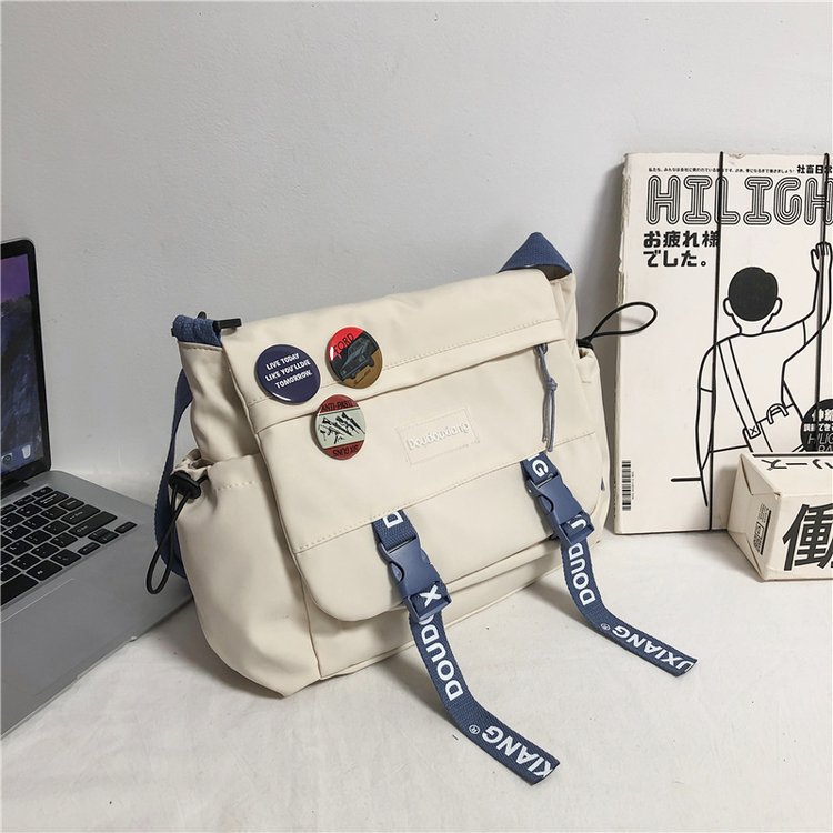 2022 Spring and Summer New Korean Style Large Capacity Shoulder Messenger Bag Nylon Cloth Lightweight Messenger Bag for Male and Female Students in Class