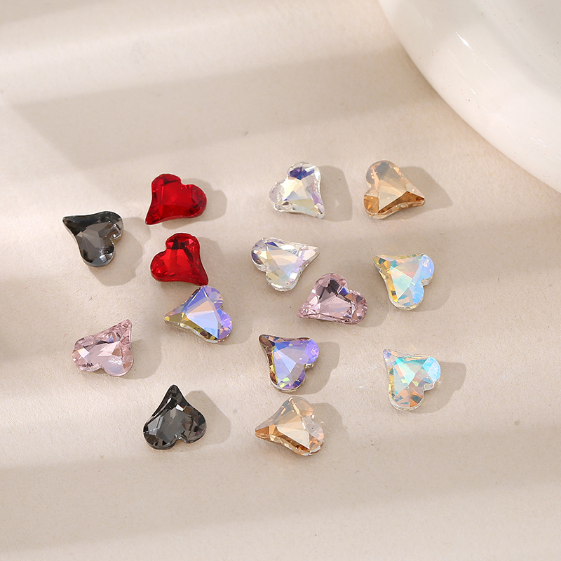 新款立体玻璃歪心美甲钻美甲饰品 diy彩色可穿戴甲装饰品材料配件
