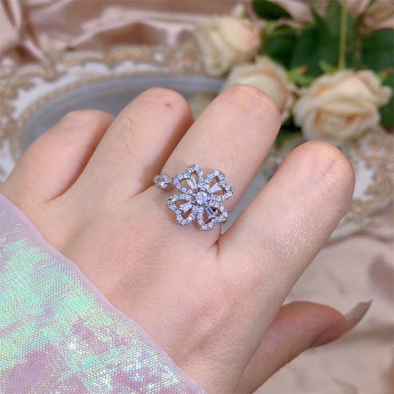 Rotating Moving Ring Flower Zircon Super Flash Ring Opening Color Retention Niche Design Fashion Hand Accessories Female Fashion