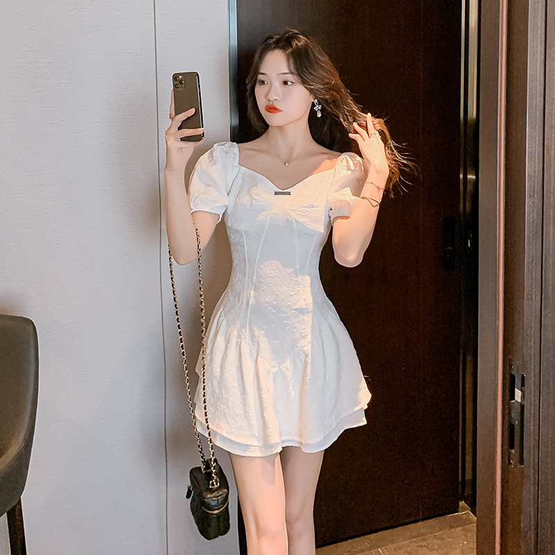 实拍~ 性感纯欲辣妹碎花吊带连衣裙女夏季新款短裙温柔收腰蓬蓬裙