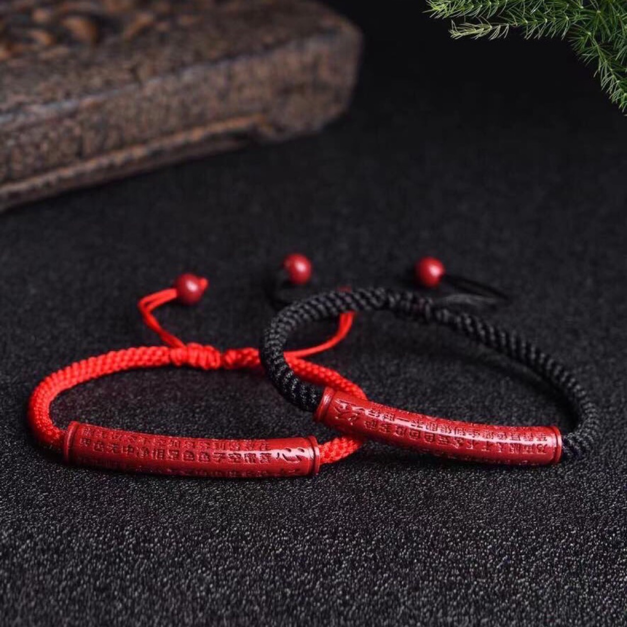 高含量朱砂 心经红朱砂弯管编织红绳玉线手链男女款批发
