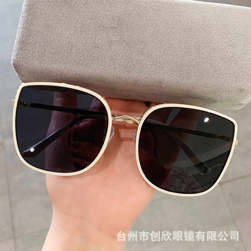 2021 New Korean Style Bi Large Rim Sunglasses Female Ins Style Gm Sunglasses Harajuku Retro Uv Protection Goggles 0815