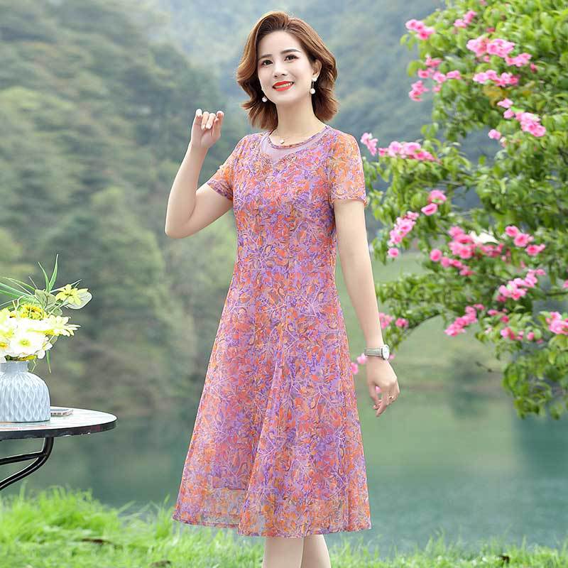 年轻妈妈夏装气质雪纺连衣裙中年妇女装洋气中老年30岁40碎花裙子