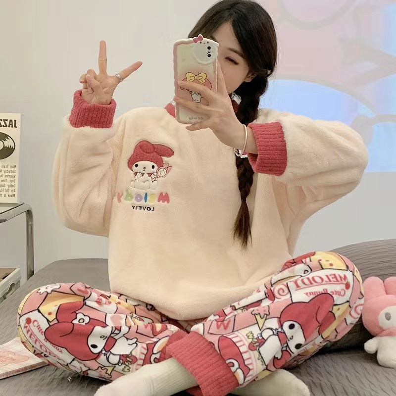 跨境工厂直销睡衣女长袖法兰绒Keepwarm甜美可爱保暖珊瑚绒家居服