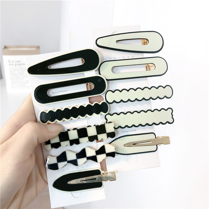 Chessboard Plaid Barrettes Side Bangs Shredded Hair Side Clip Black and White Seamless Duckbill Hairpin Temperament Hair Clip Barrettes Headdress