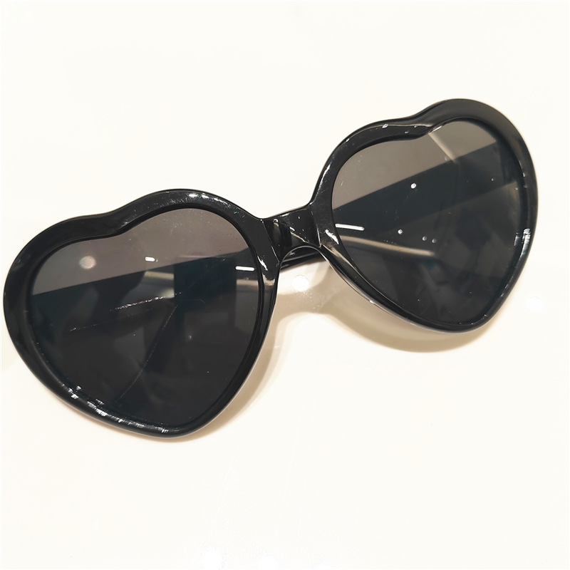 Factory Direct Sales Love Women's Sunglasses Fashion Peach Heart Sun Glasses Sunglasses European and American Tiktok Same Style