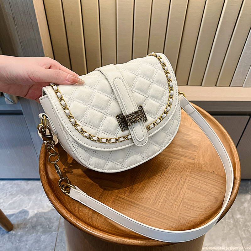 Simple Textured Western Style All-Matching Solid Color 2023 Spring and Summer New Trendy Fashion Special-Interest Rhombus Single Shoulder Crossbody Saddle Bag