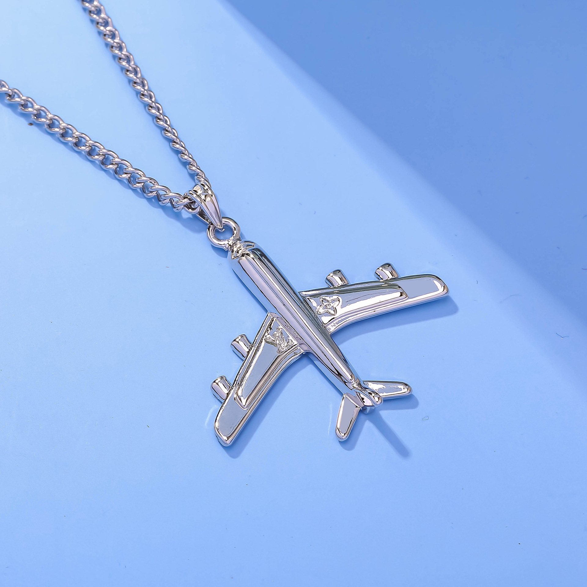 街头潮人男女式个性嘻哈项链飞机长款钛钢吊坠锁骨挂链情侣毛衣链