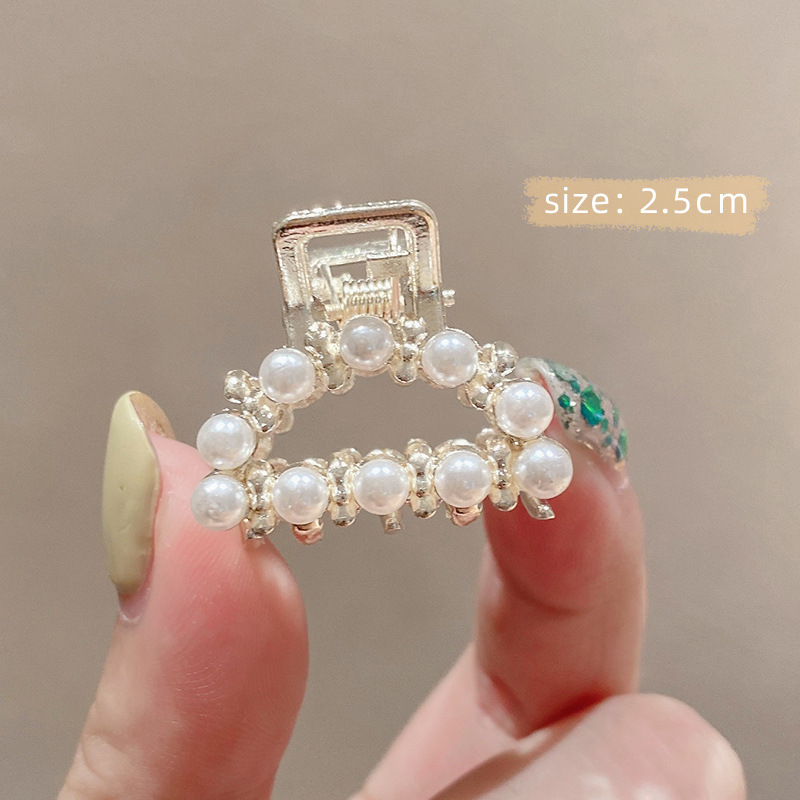 Delicate Small Grip Half Pearl Barrettes Women's Forehead Broken Hair Fringe Clip Headdress New Side Clip Hairpin