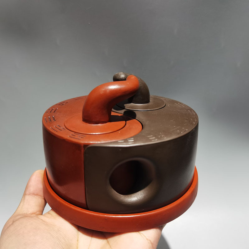 功夫茶具宜兴紫砂工艺品复古怀旧吕尧臣太极壶创意礼品收藏