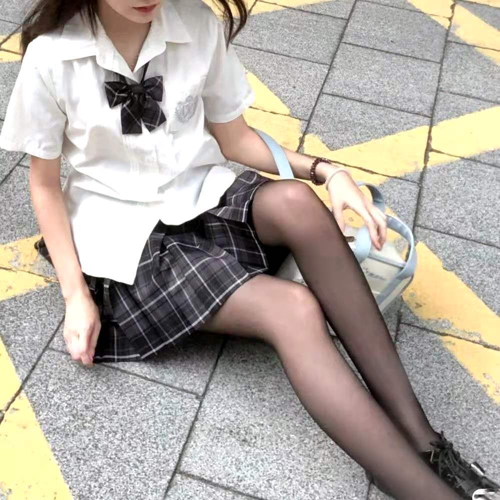 客人上身实拍图jk黑丝袜请点下面这个图片进去购买黑丝人,黑丝魂,黑丝