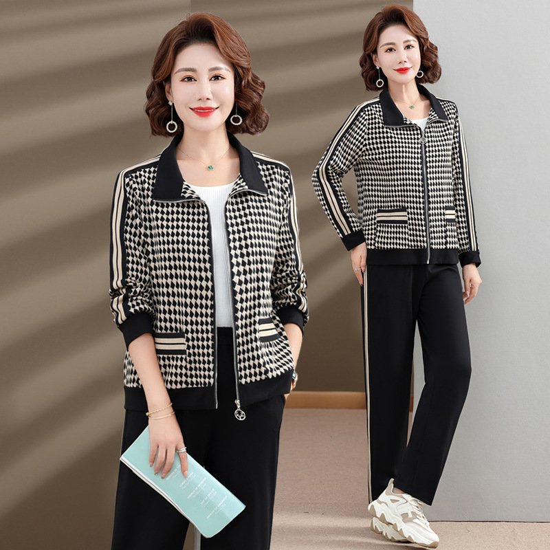 Mom Leisure Sports Suit Middle-Aged Spring and Autumn Clothing Western Style Women's Clothing 50-60 Years Old 40 Middle-Aged and Elderly Sportswear Live Broadcast