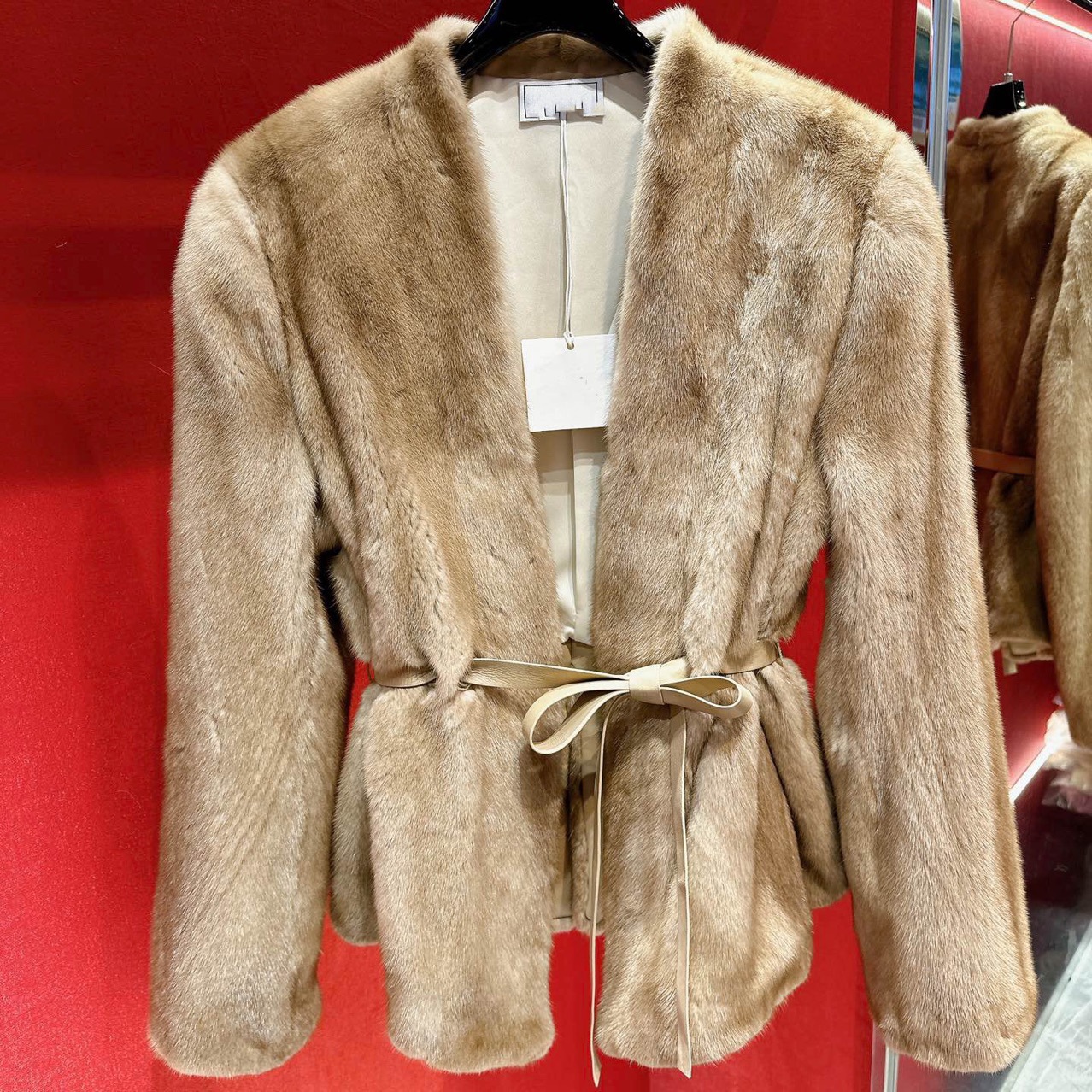 2023年秋冬新款高级感显瘦名媛贵妇收腰显瘦整水貂皮草女外套