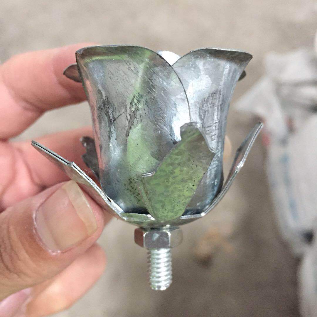 冲压玫瑰花 铁艺小花大门配件铸造大门花片铸造围栏花片 铸铁花