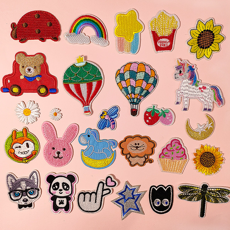 可爱卡通刺绣布贴电脑绣花标卡通动物图案补丁贴自粘服装辅料贴花