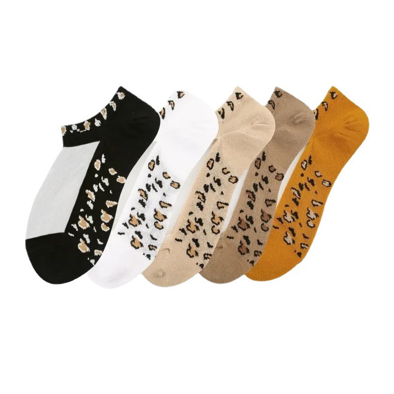 Women's Socks 2023 Summer New Thin Type Breathable Leopard Print Socks Crystal Silk Short Tube Simple Spun Glass Boat Socks for Women