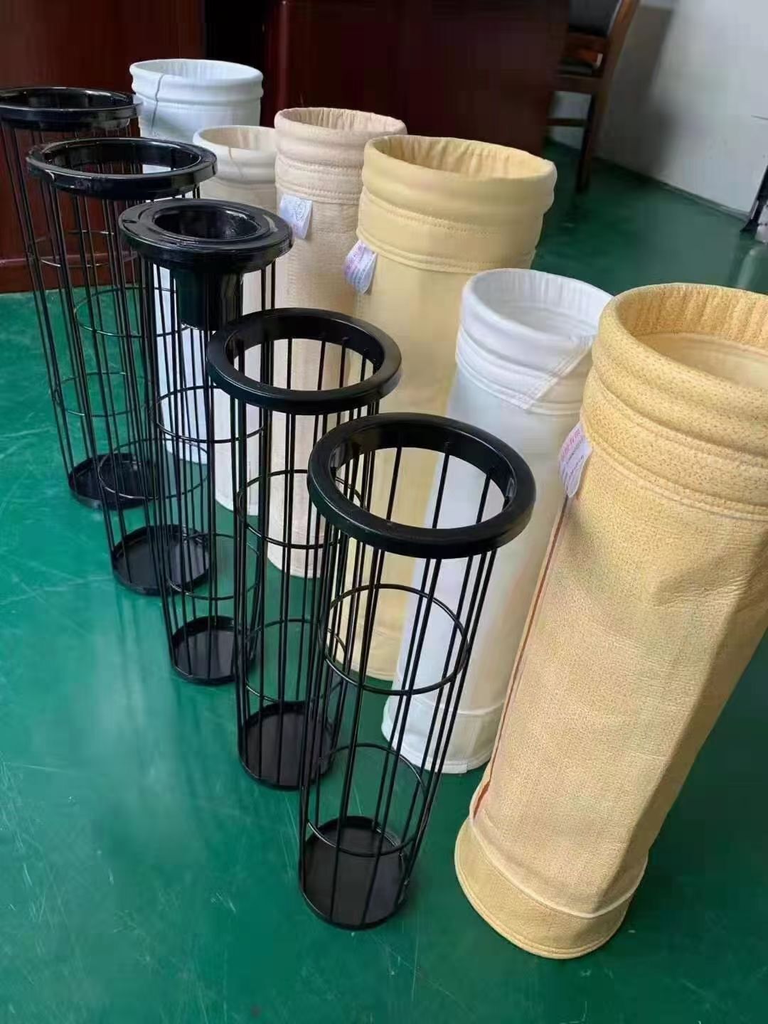 定制高温涤纶针刺毡pe收尘布袋聚酯纤维滤袋除尘袋常温覆膜袋子