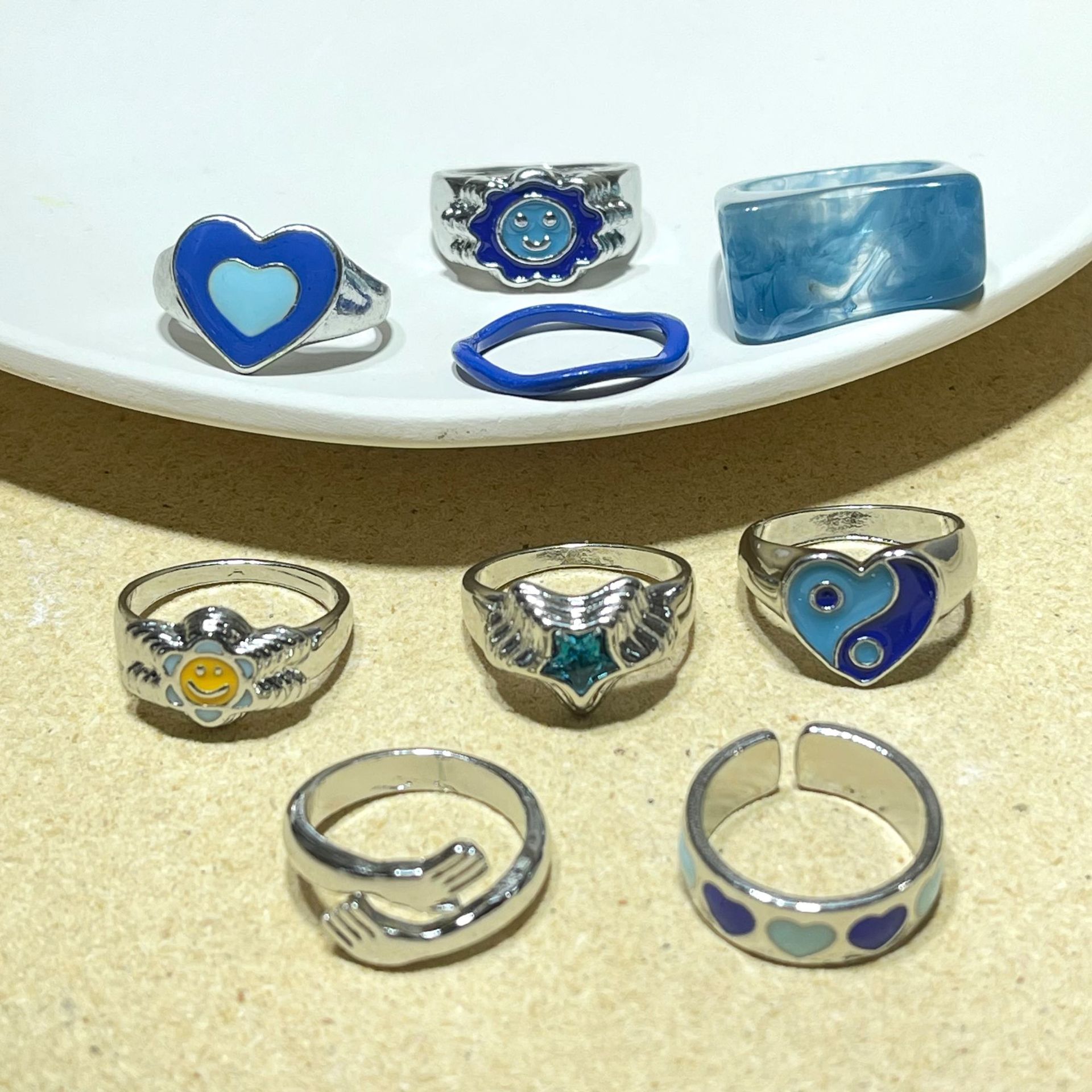 Cross-Border Korean Style SUNFLOWER Women's Fashion Ins Titanium Steel Ornament Resin Ring Alloy Opening Love Heart-Shaped Ring Silver Wholesale