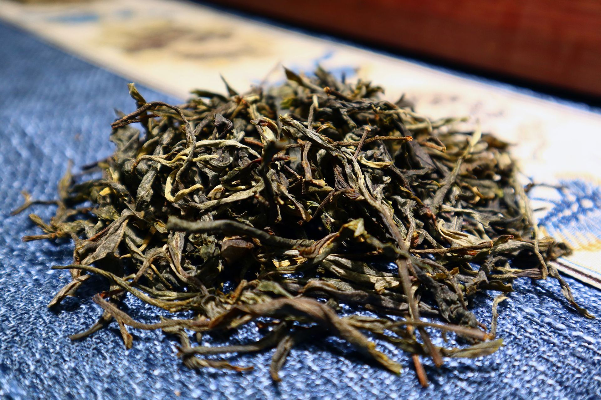 批发云南茶叶2000年勐海老班章熟茶头春古树纯料普洱散茶500克装