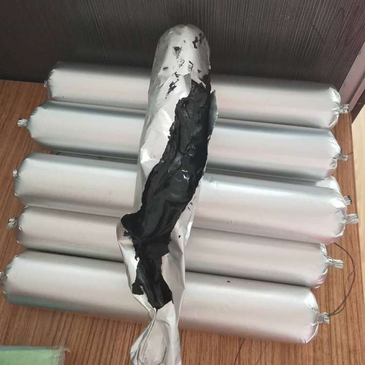建筑聚氨酯密封胶单组份遇水膨胀止水胶水利工程填缝防水胶黑白灰