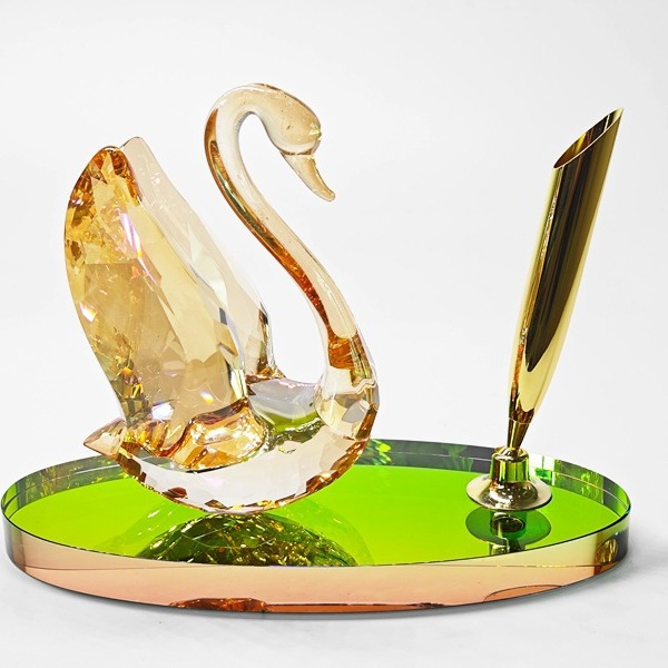 精品水晶摆件家居装饰办公用品金色天鹅水晶笔架男士乔迁礼品礼物