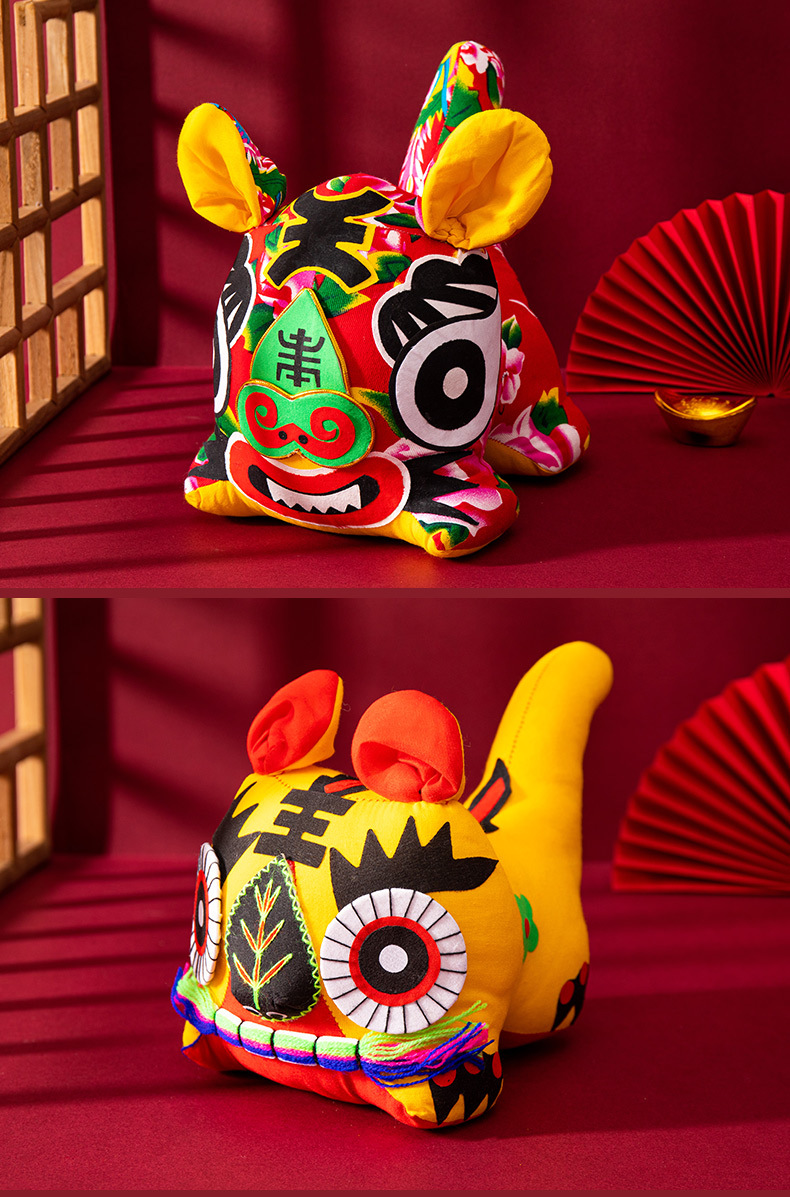 2022虎年吉祥物花布虎毛绒公仔新年装饰柜台摆件小挂件年会送礼品