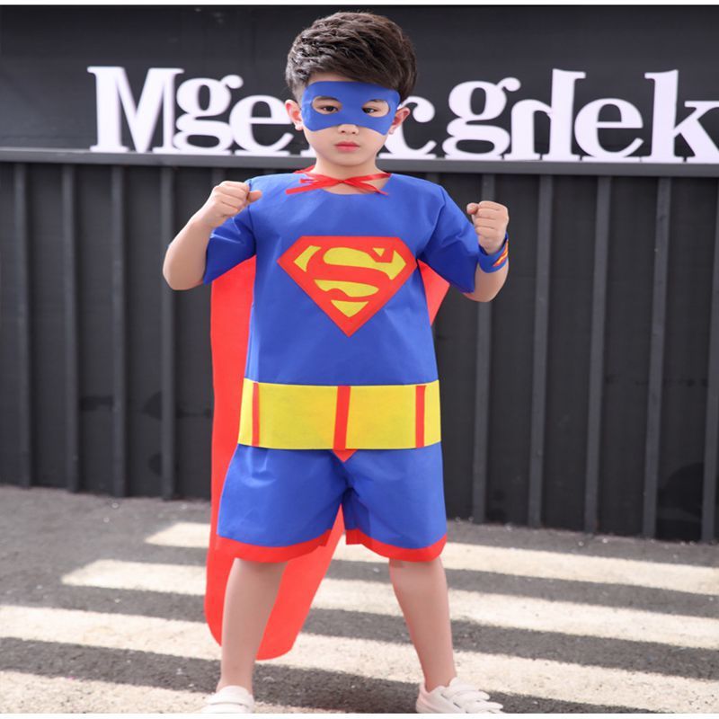 幼儿园亲子时装秀环保服装废物利用手工材料制作男童手工环保衣服